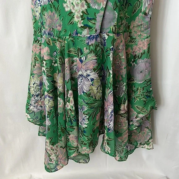 ASTR The Label One Shoulder Satorini Green Floral Fit & Flare Dress **Size M** - Picture 4 of 6